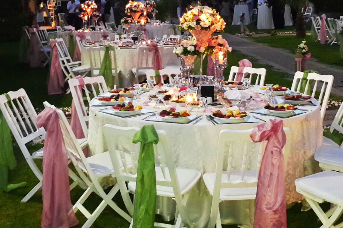 10 kişilik masa düzeni